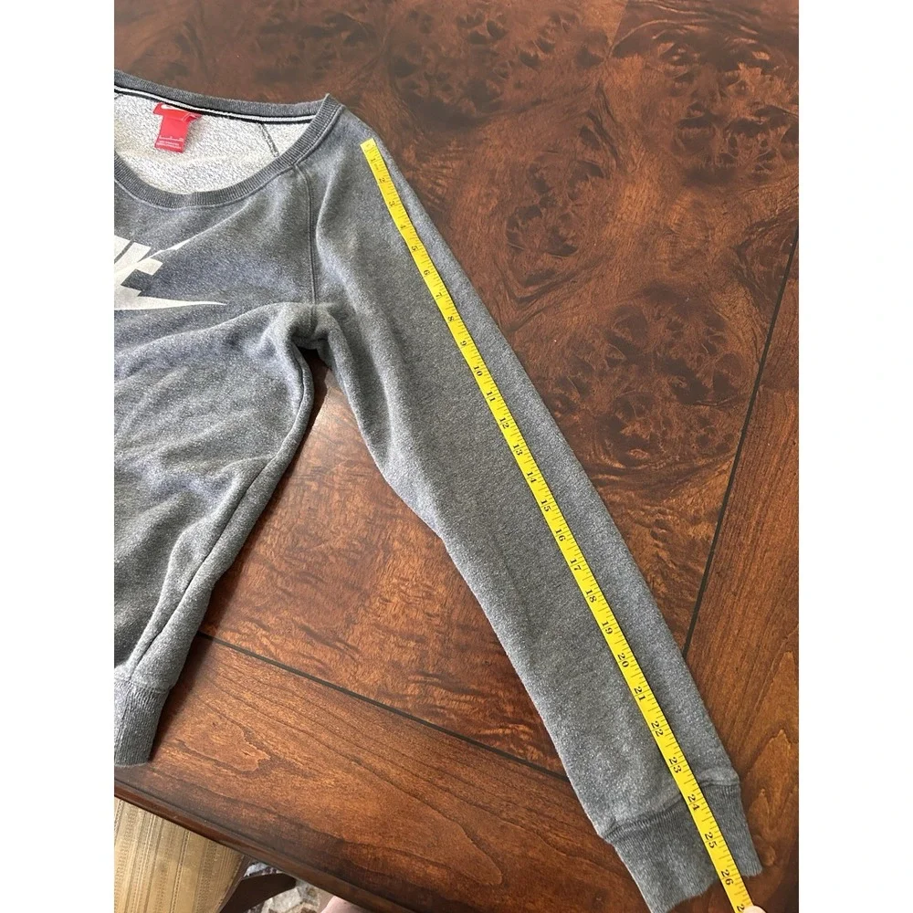 Nike women grey